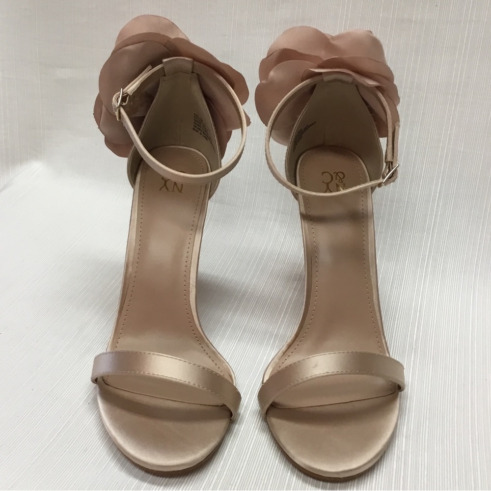 NEW NY&C New Heels - Picture 4 of 9